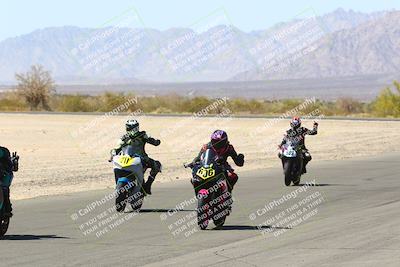 media/Apr-17-2022-CVMA (Sun) [[f474cfa795]]/Race 14 500 Supersport-350 Supersport (Holeshot)/